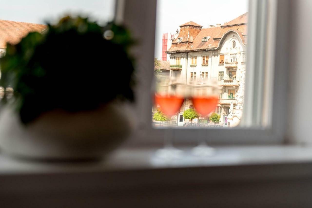 Central Premium Suites Timisoara Esterno foto